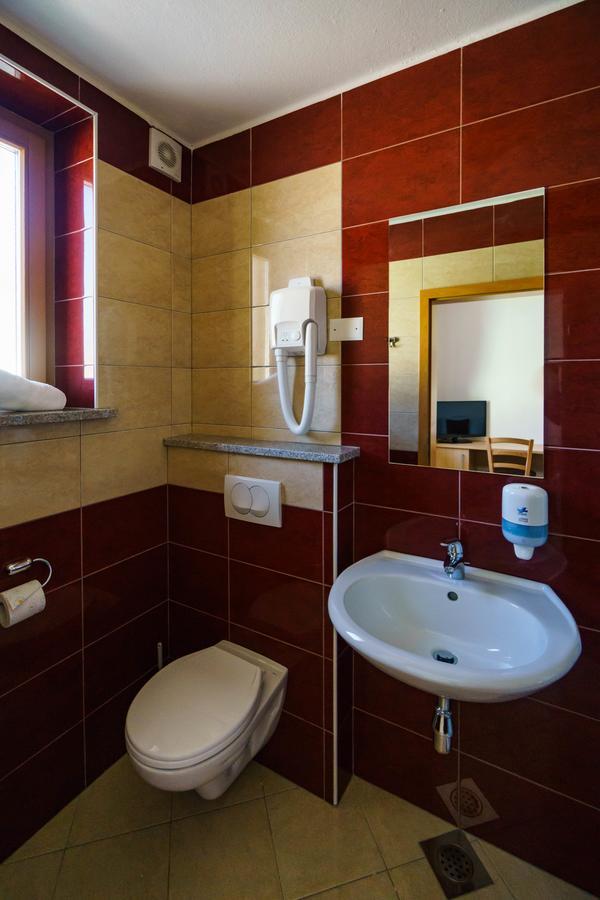 Bed & Breakfast Karun Cerklje na Gorenjskem Luaran gambar