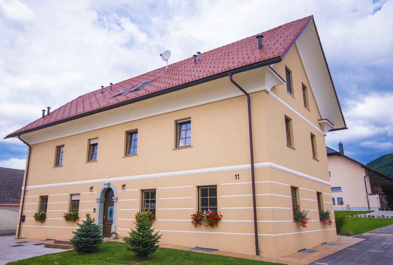 Bed & Breakfast Karun Cerklje na Gorenjskem Luaran gambar
