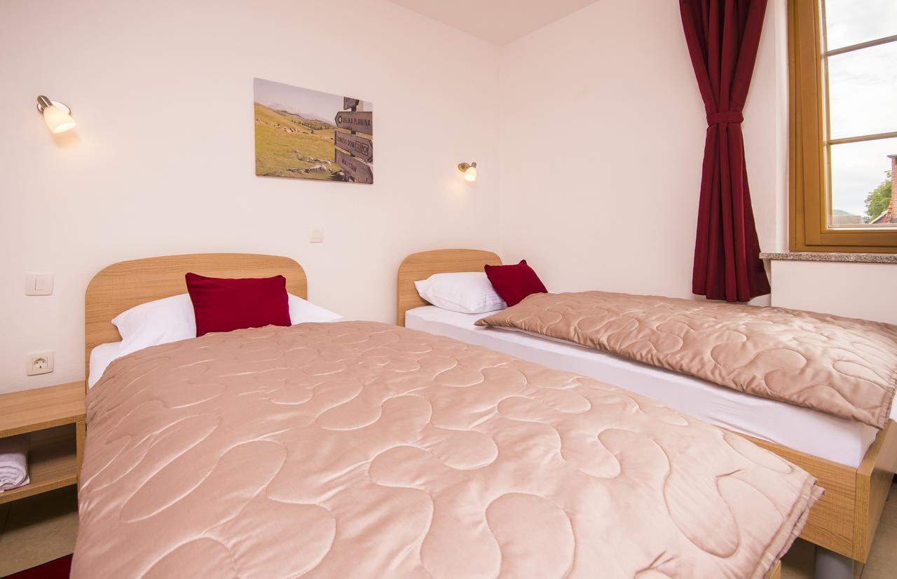 Bed & Breakfast Karun Cerklje na Gorenjskem Luaran gambar